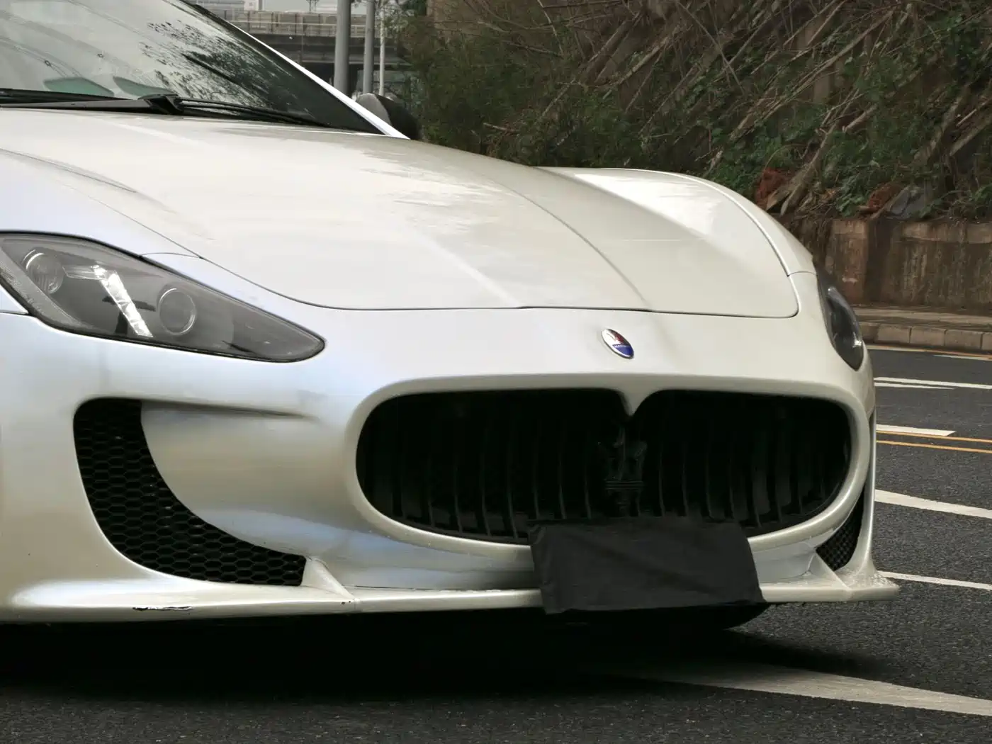 Maserati GranTurismo 2017 2007 4.2L Standard