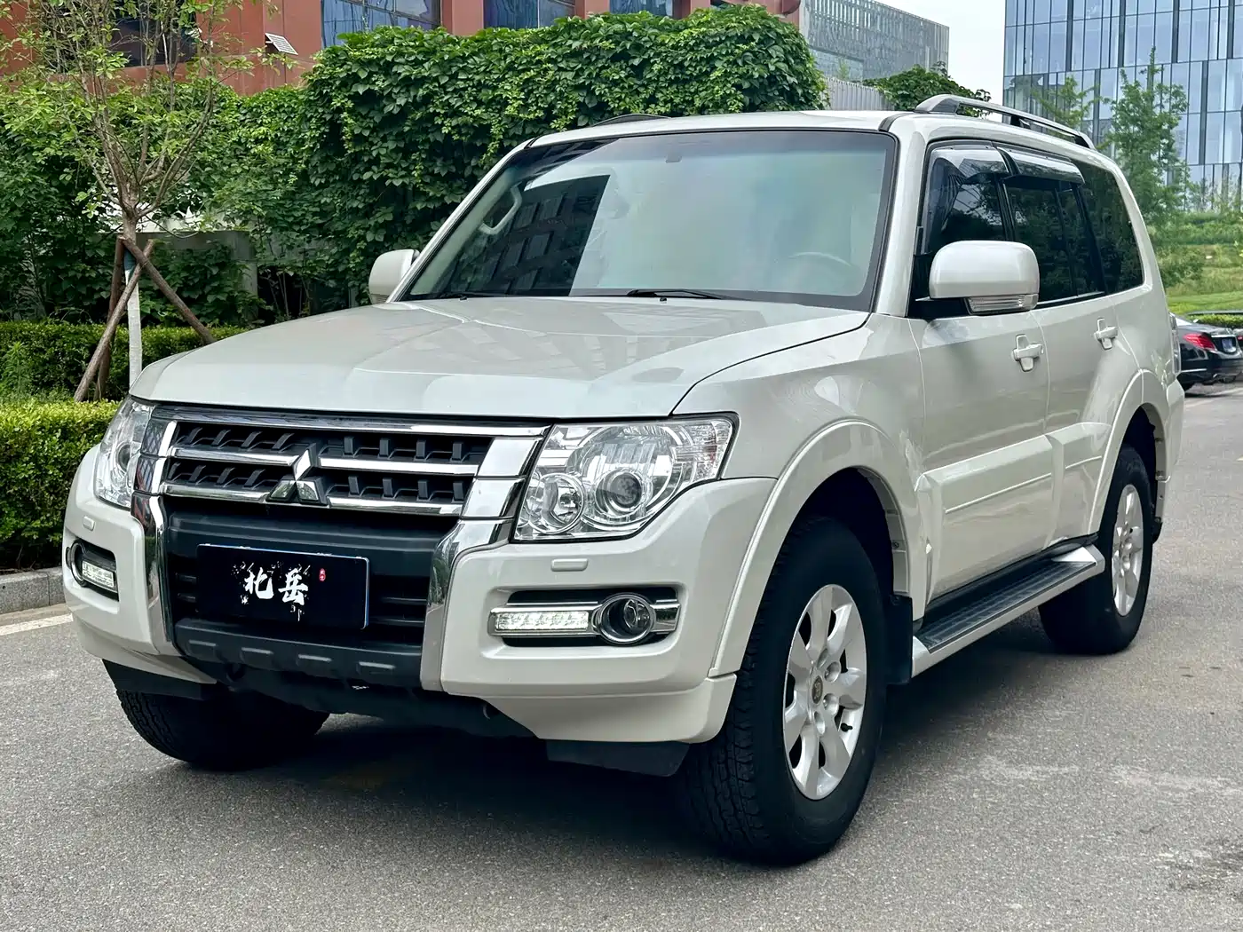 Mitsubishi Pajero (Import) 2019 3.0L Auto Standard Version