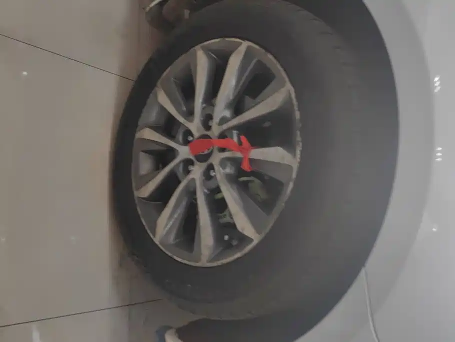 Photo 6 - Hyundai Sonata