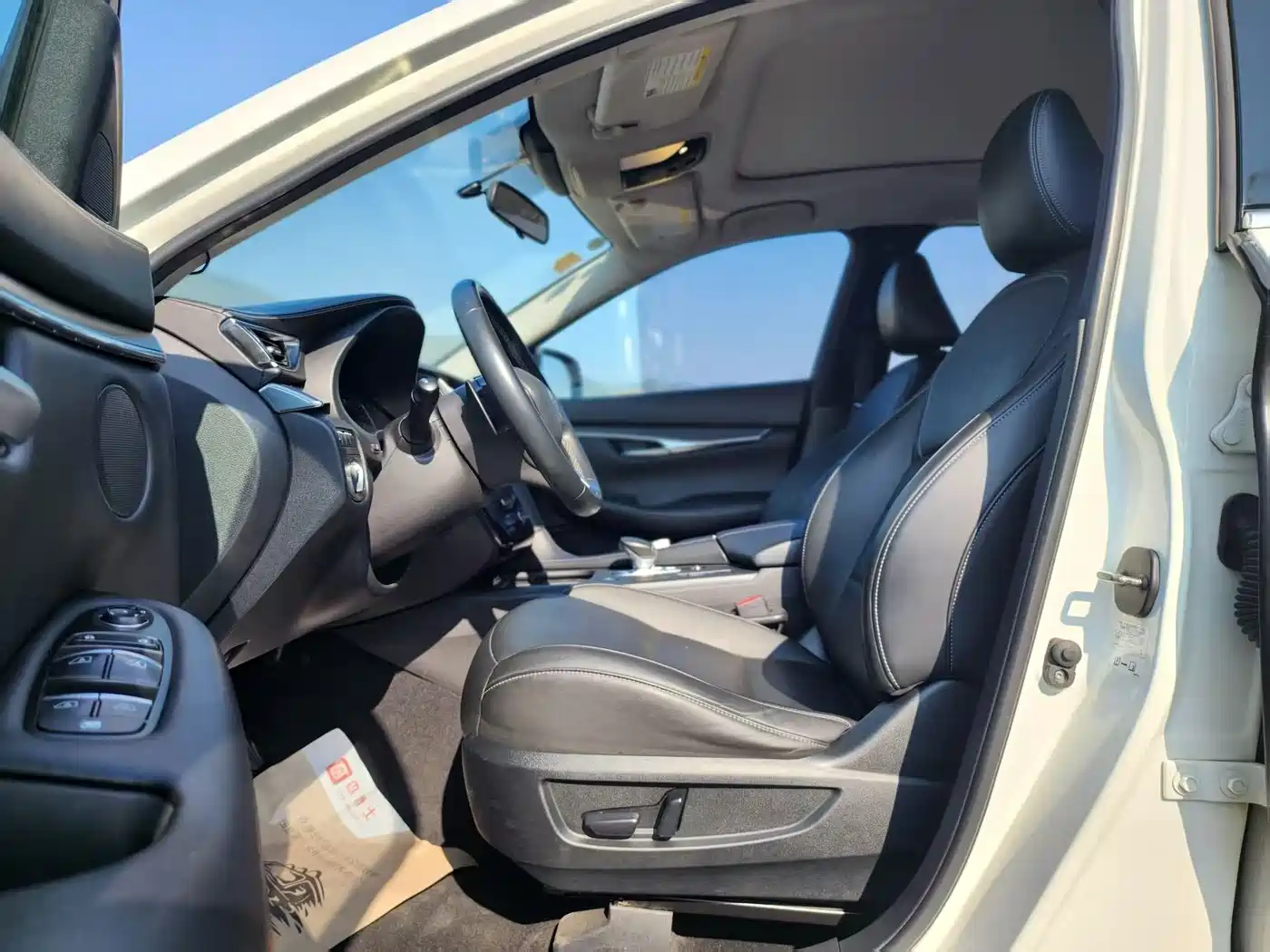 Infiniti QX50 2020 2.0T 2WD Elite Edition фото 8
