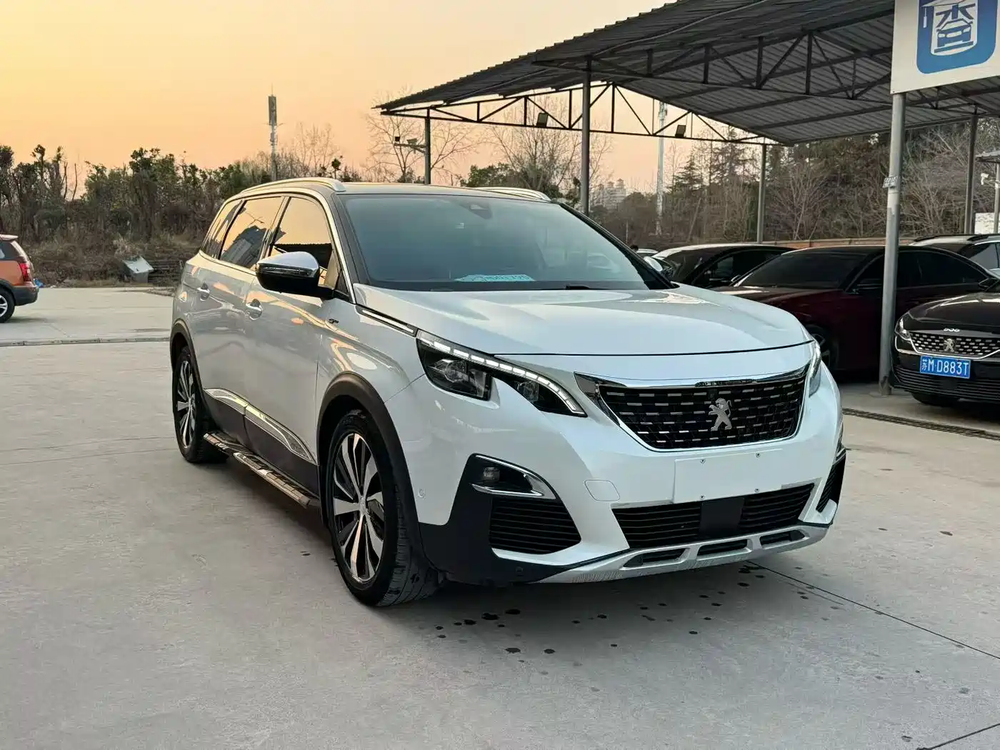 Peugeot 5008 2017 380THP 7-Seater Luxury GT Edition фото 3