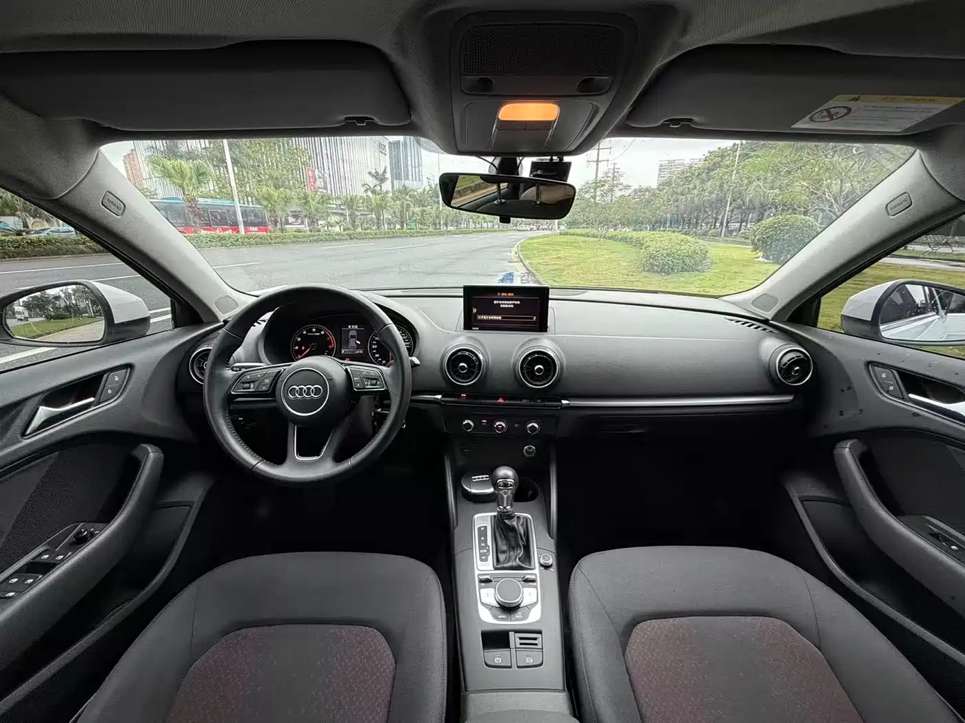 Audi A3 2018 30th Anniversary Sportback 35 TFSI Progressive фото 15