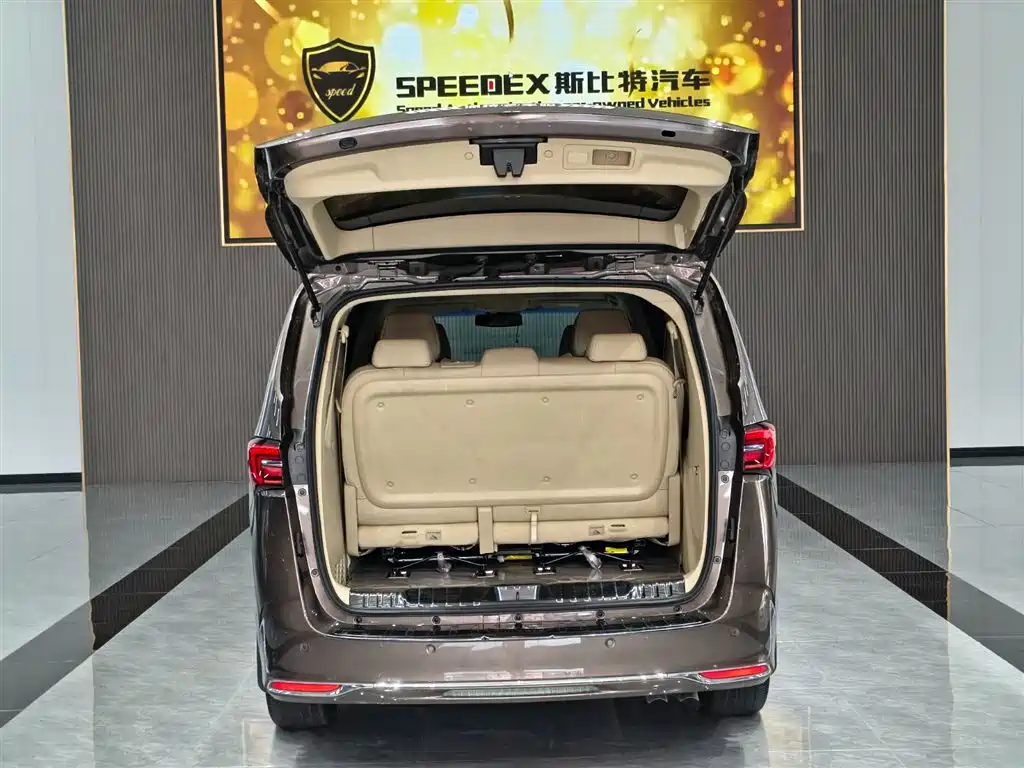 Buick GL8 2023 Land Business Class 652T Luxury фото 10