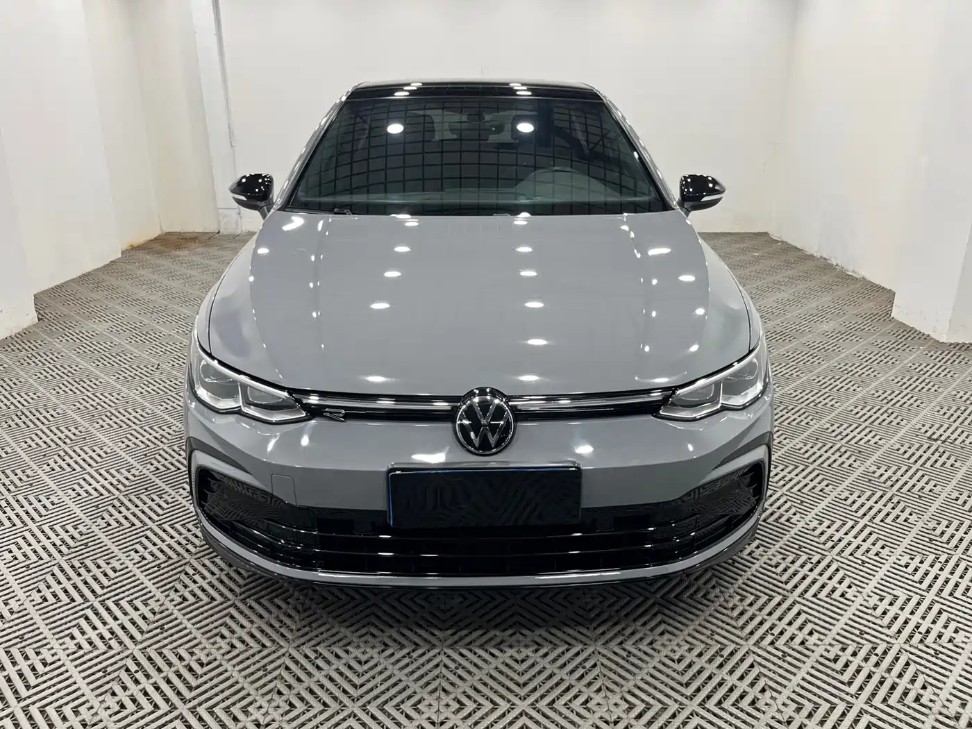 Volkswagen Golf 2023 280TSI DSG R-Line Lite фото 2