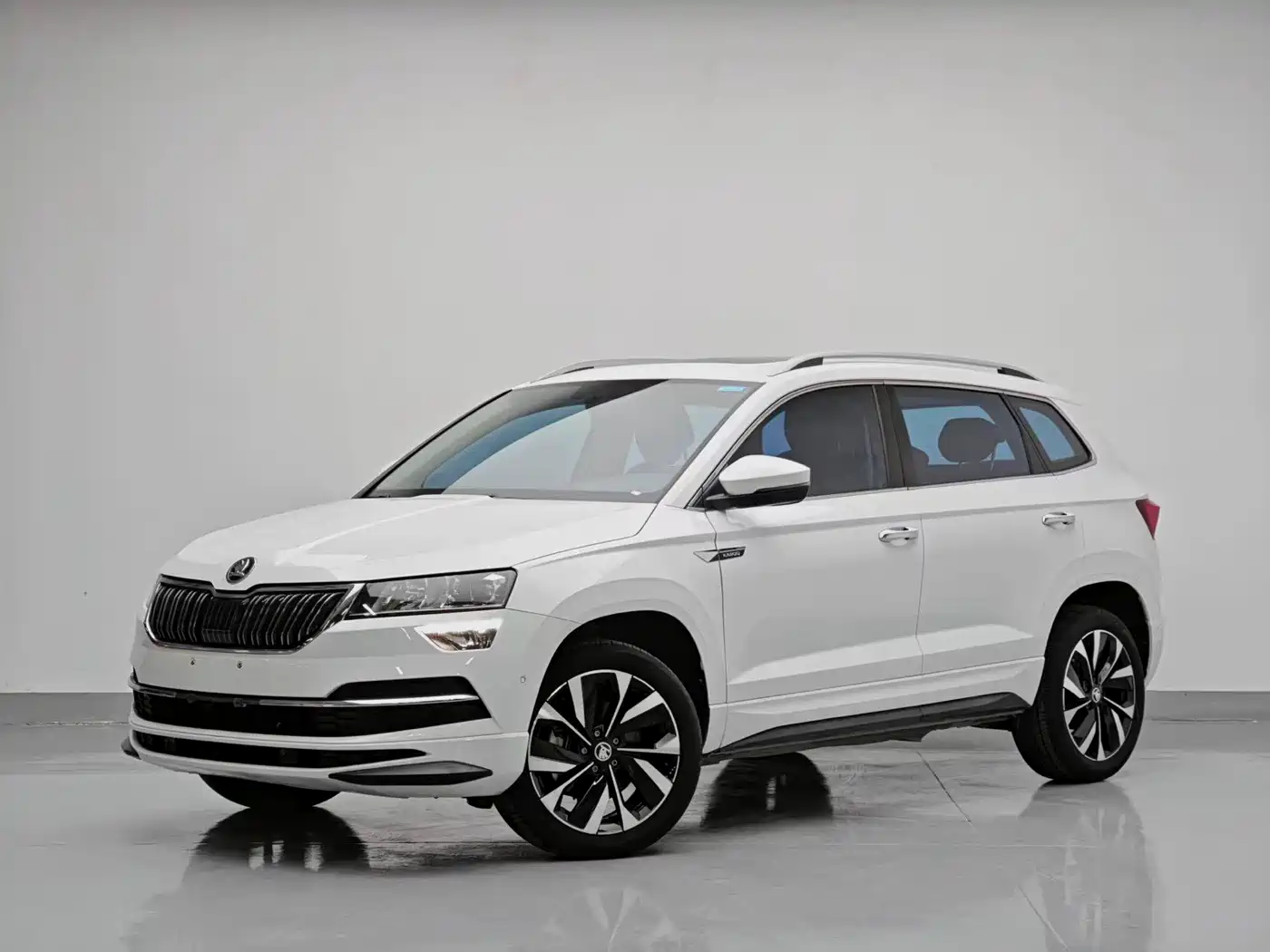 Škoda Karoq 2023 — пригон из Китая
