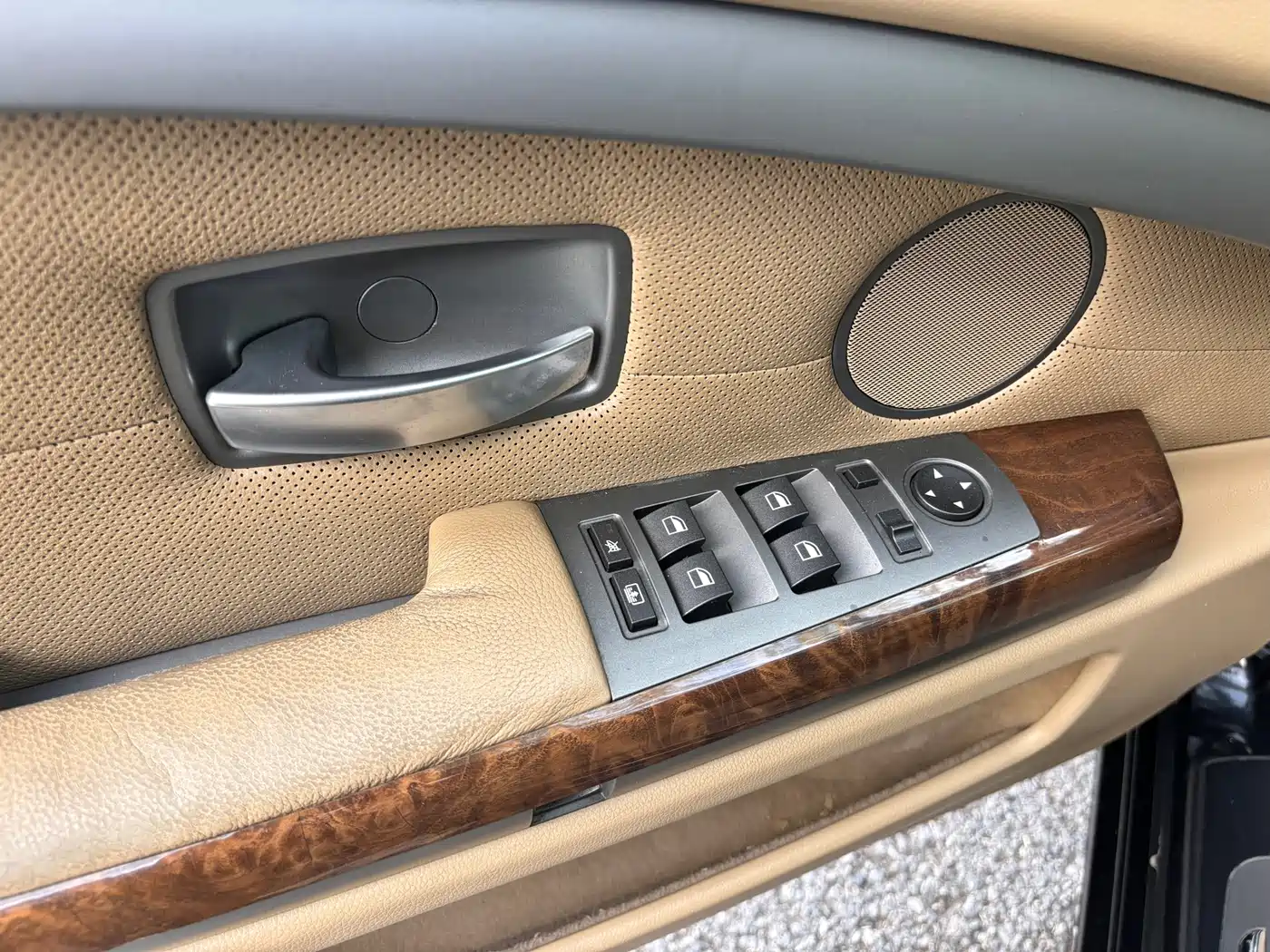 BMW 7 Series 2002