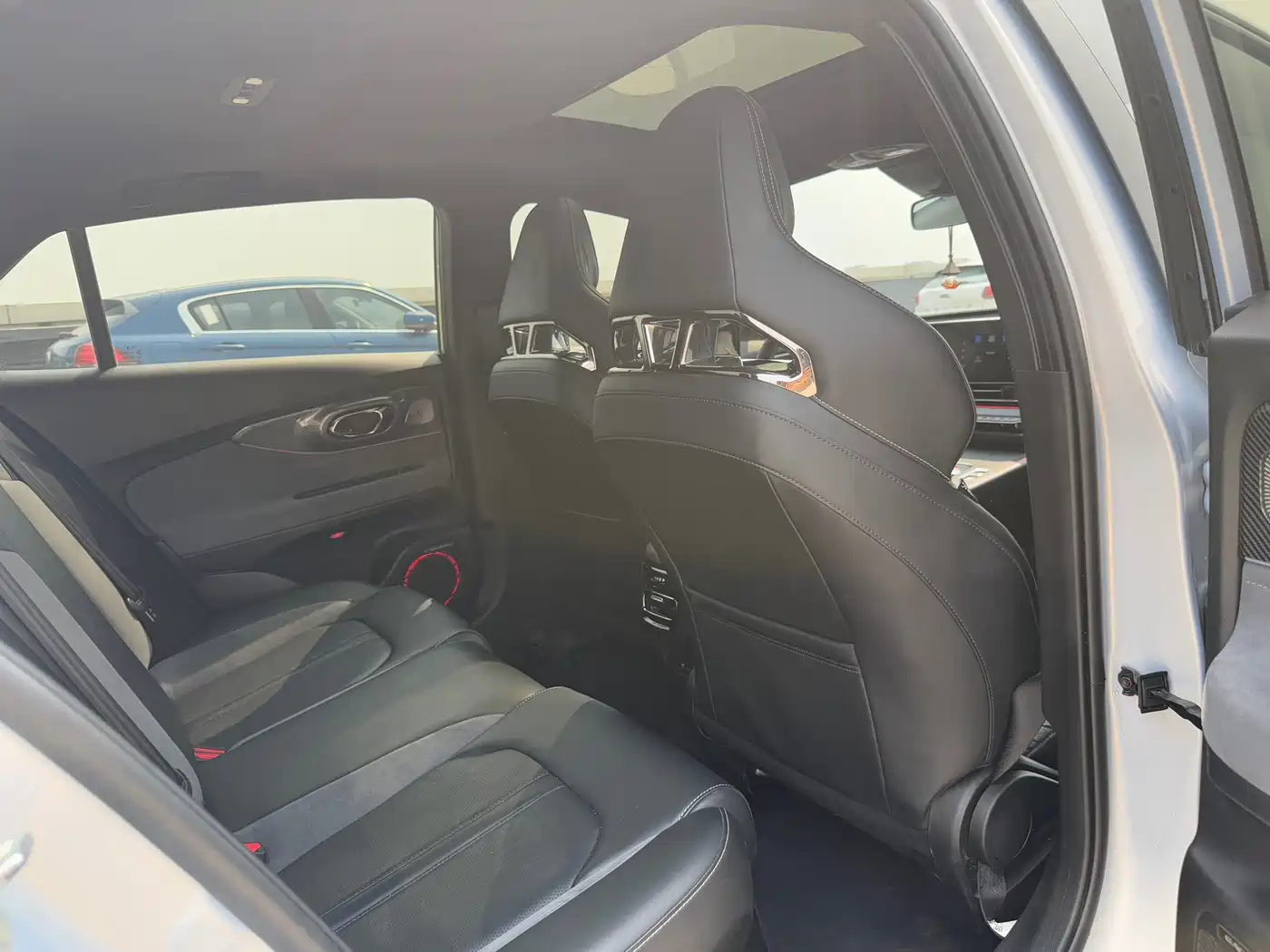 GAC Trumpchi Trumpchi Emkoo 2023 400T Automatic R PRO фото 12