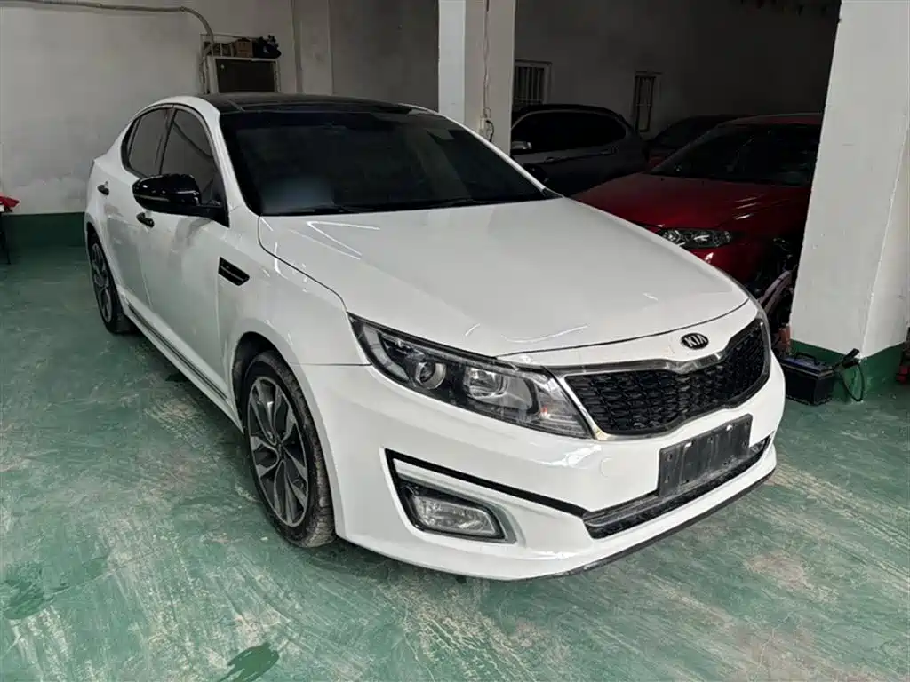 Kia K5 2014 2.0L Automatic LUXURY фото 8