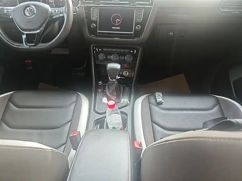 Volkswagen Tiguan L 2017 330TSI Automatic 2WD Luxury Edition фото 14