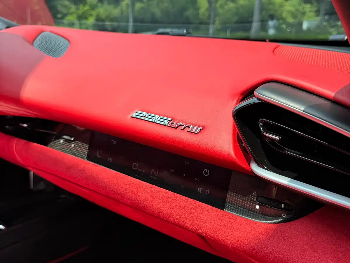 Ferrari 296 2024 2022 3.0T V6 GTS