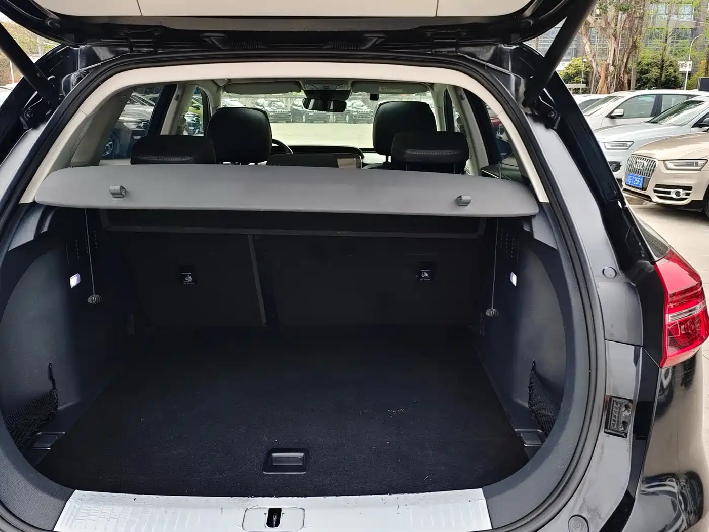 Hongqi HS5 2019 2.0T Smart Connect Enjoy Edition фото 9