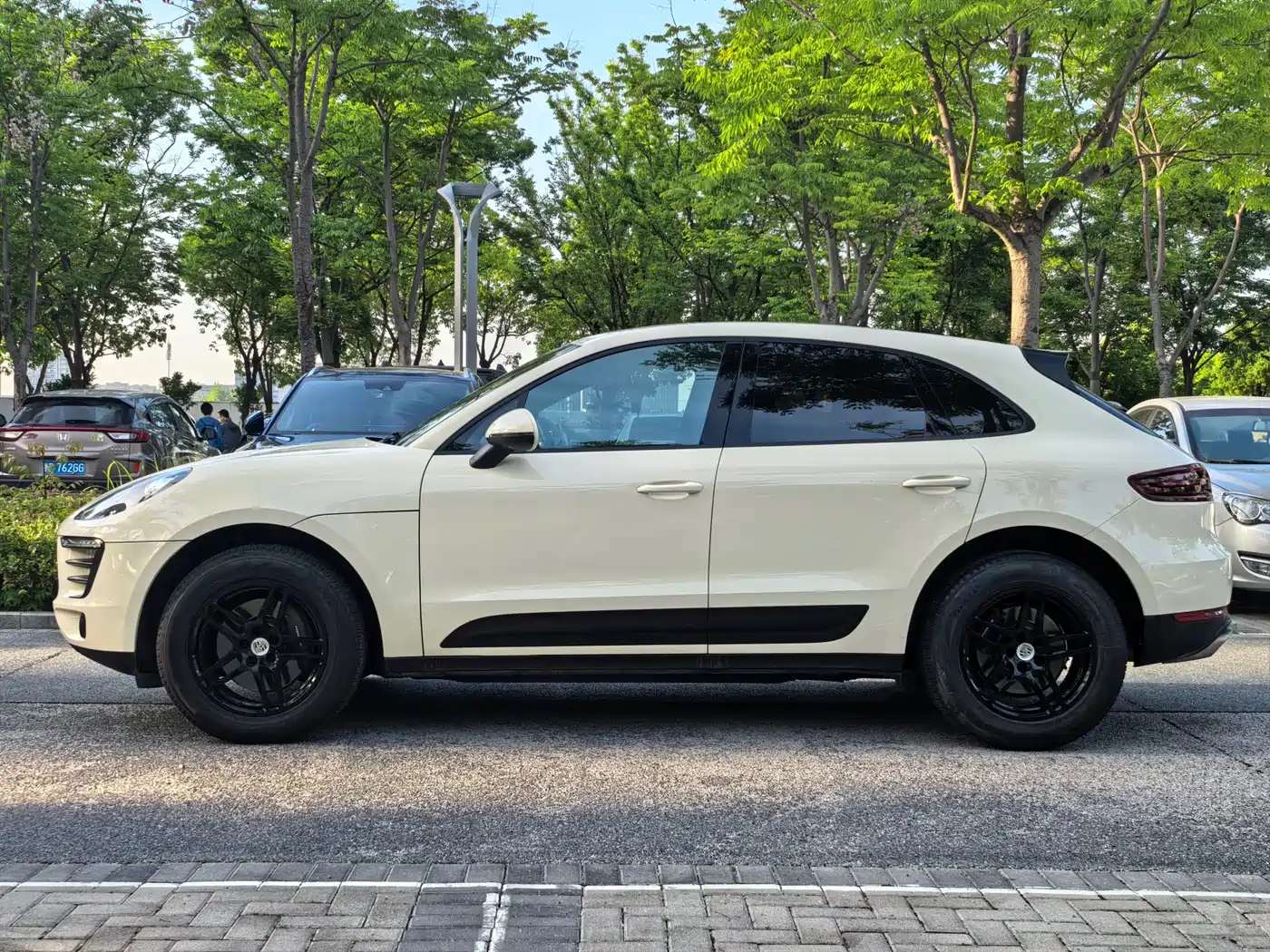 Porsche Macan 2017 Macan 2.0T фото 10