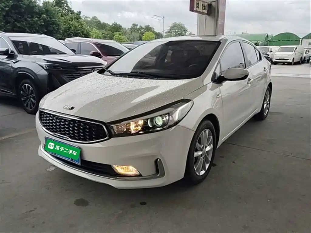 Kia K3 2017 1.6L Automatic 15th Anniversary Special GLS фото 2