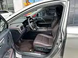 Фото 7 - Lexus RX