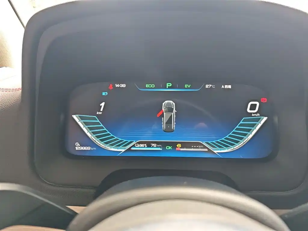 BYD Tang New Energy 2018 DM 2.0T AWD Smart Connection Enjoy Edition 7-Seater China V фото 12