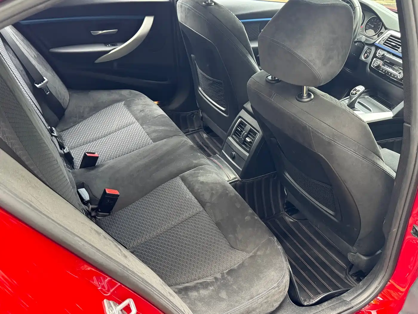 BMW 3 Series 2018 320i M Sport Package фото 17