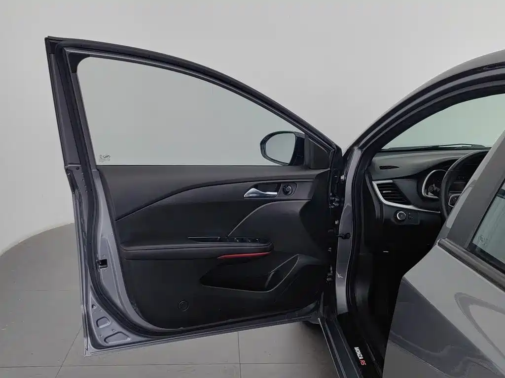 Chevrolet Monza 2020 2019 RS 330T Auto Smooth Edition China VI