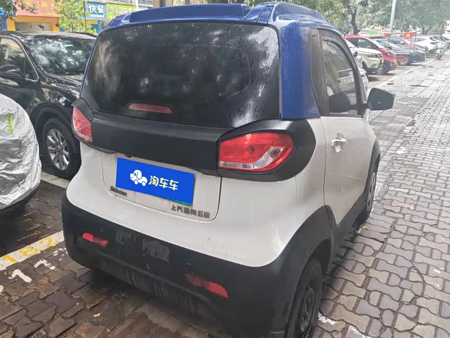 BAOJUN E100