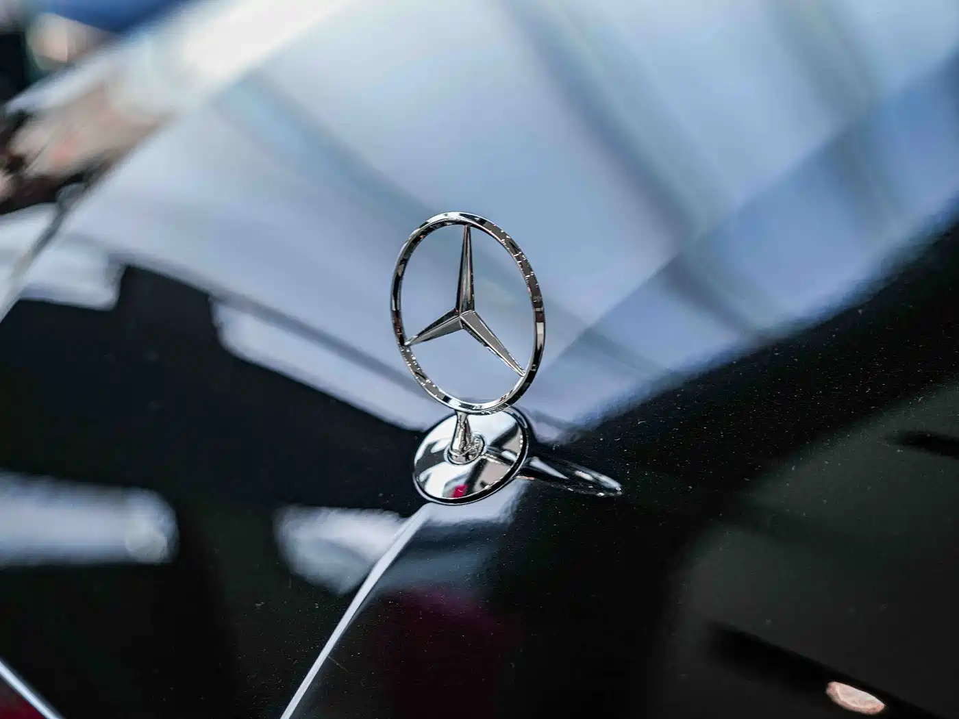 Mercedes-Benz V-Class 2024 V 300 L Long Wheelbase Premium фото 3