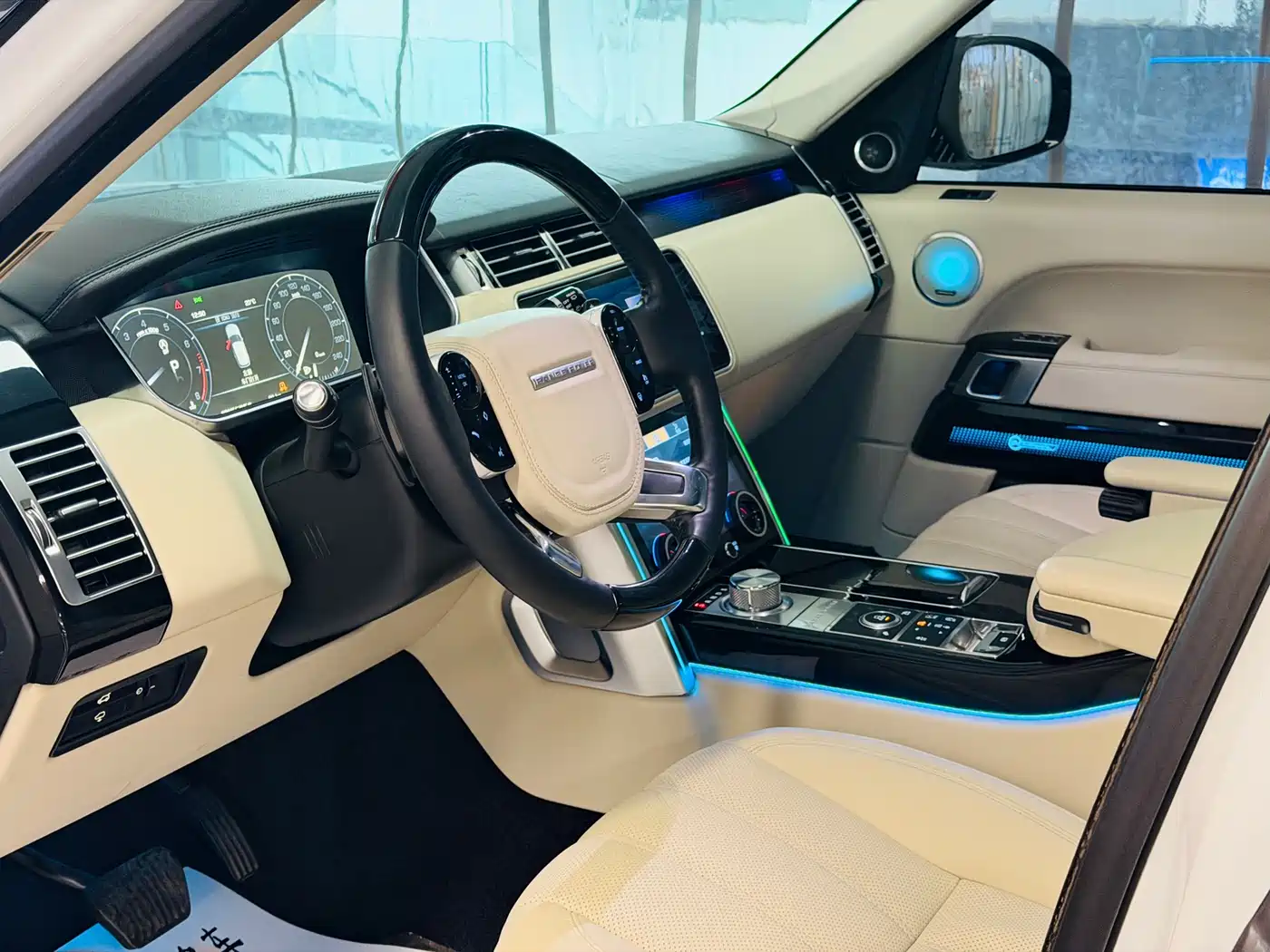 Land Rover Range Rover 2014 3.0 SC V6 Vogue SE фото 6
