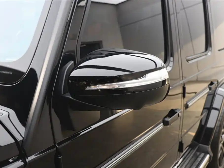 Mercedes-Benz G-Class 2023 G 500 фото 30