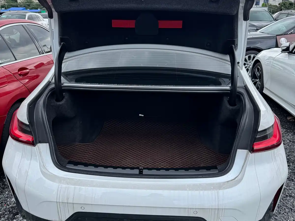 BMW 3 Series 2022 325i M Sport Package фото 19