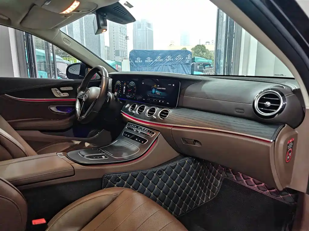 Mercedes-Benz E-Class 2023 E 300 L Luxury фото 12