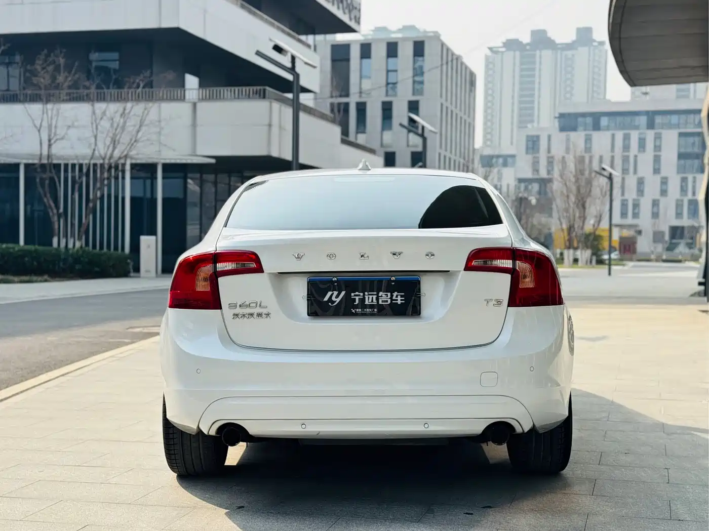 Фото 21 - Volvo S60