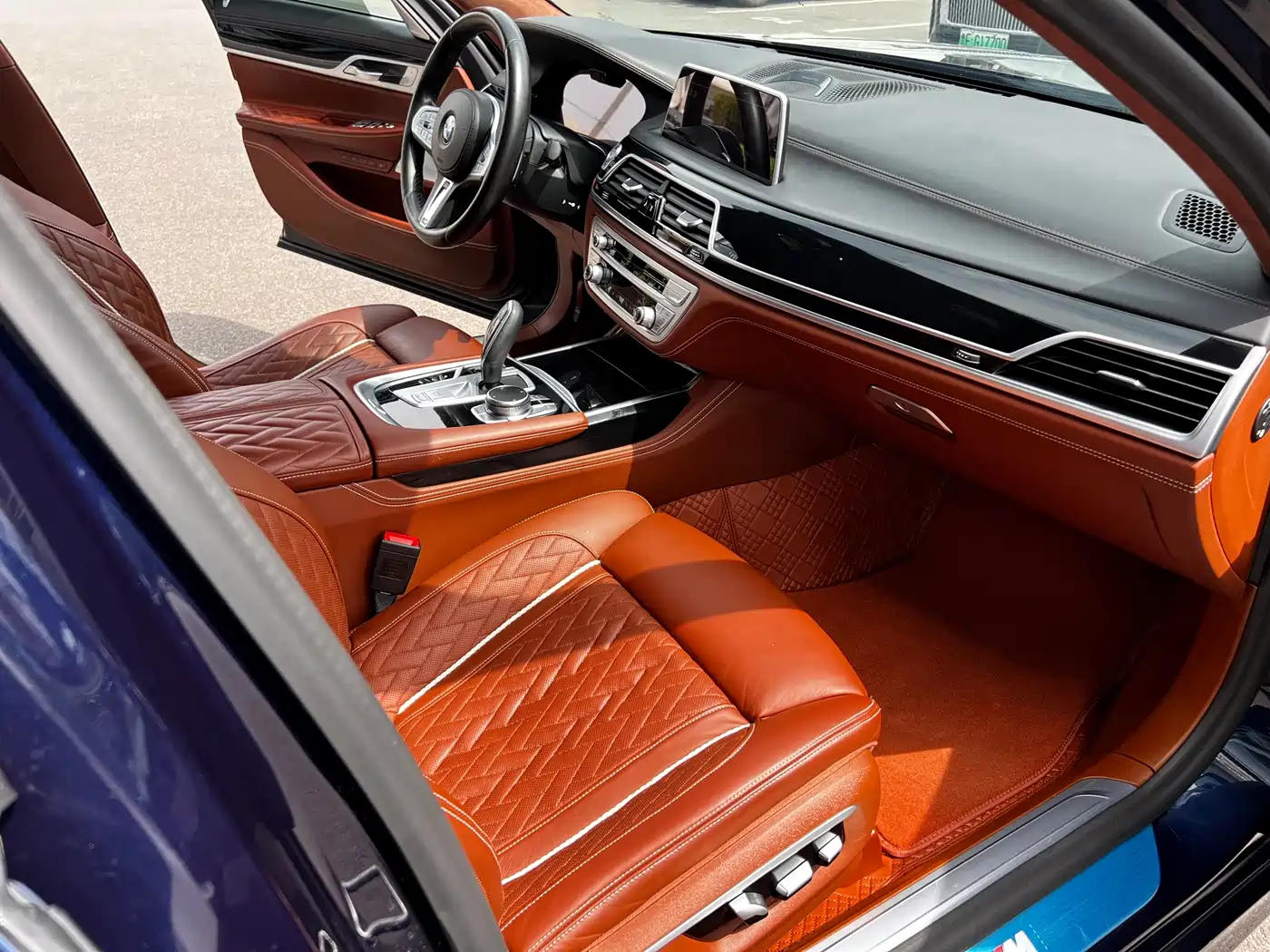 BMW 7 Series 2021 Model 740Li xDrive Executive M Sport Package фото 10