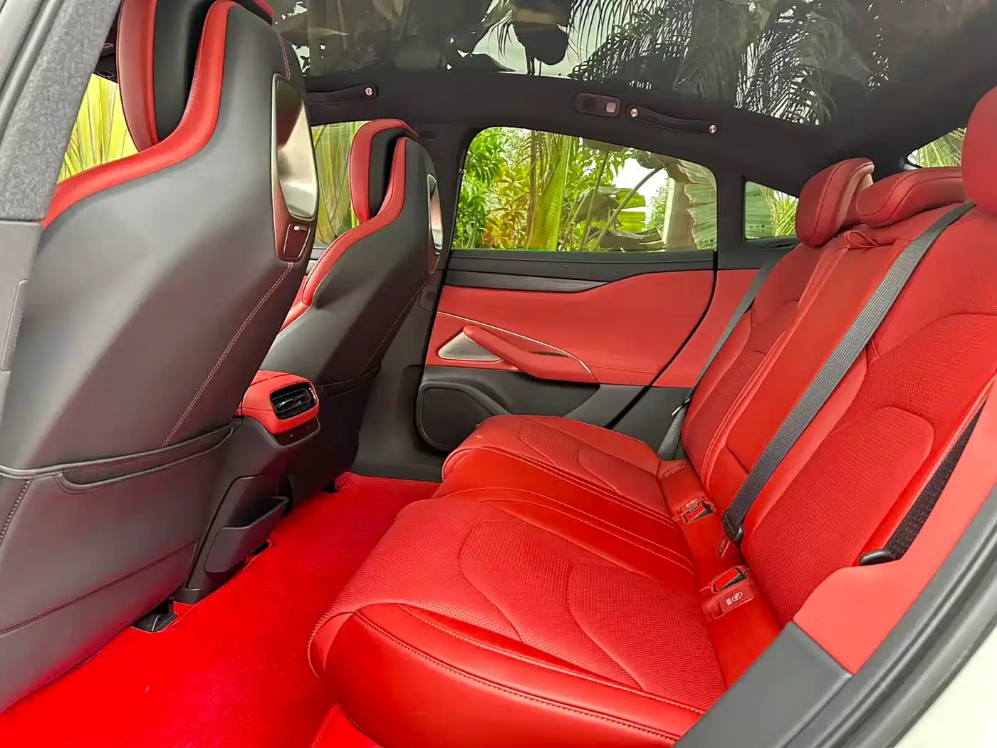 XIAOMI CAR XIAOMI SU7