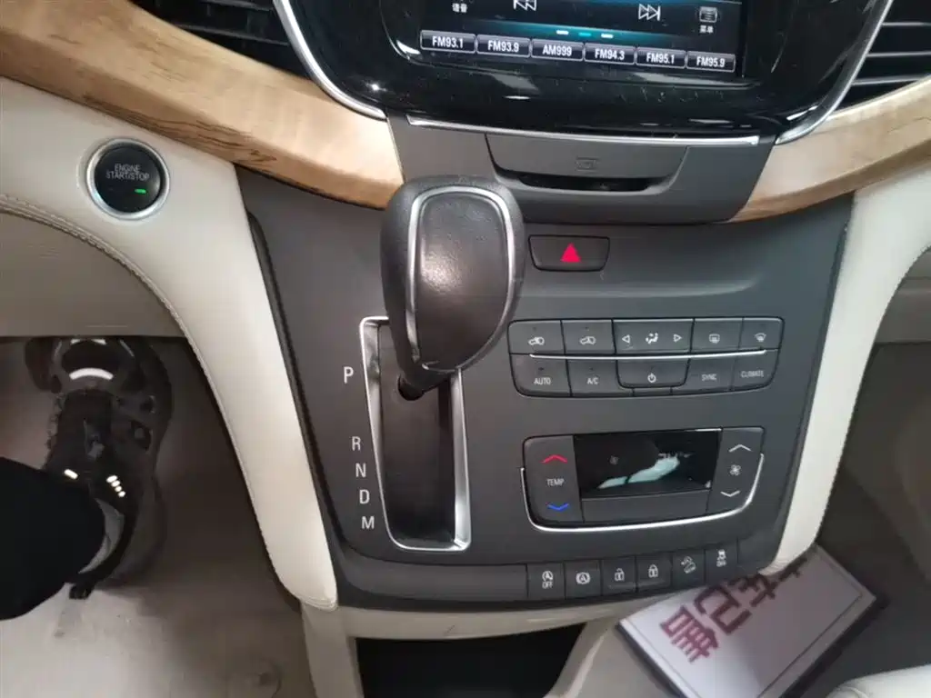 Buick GL8 2017 ES 28T Comfort Type China V фото 14