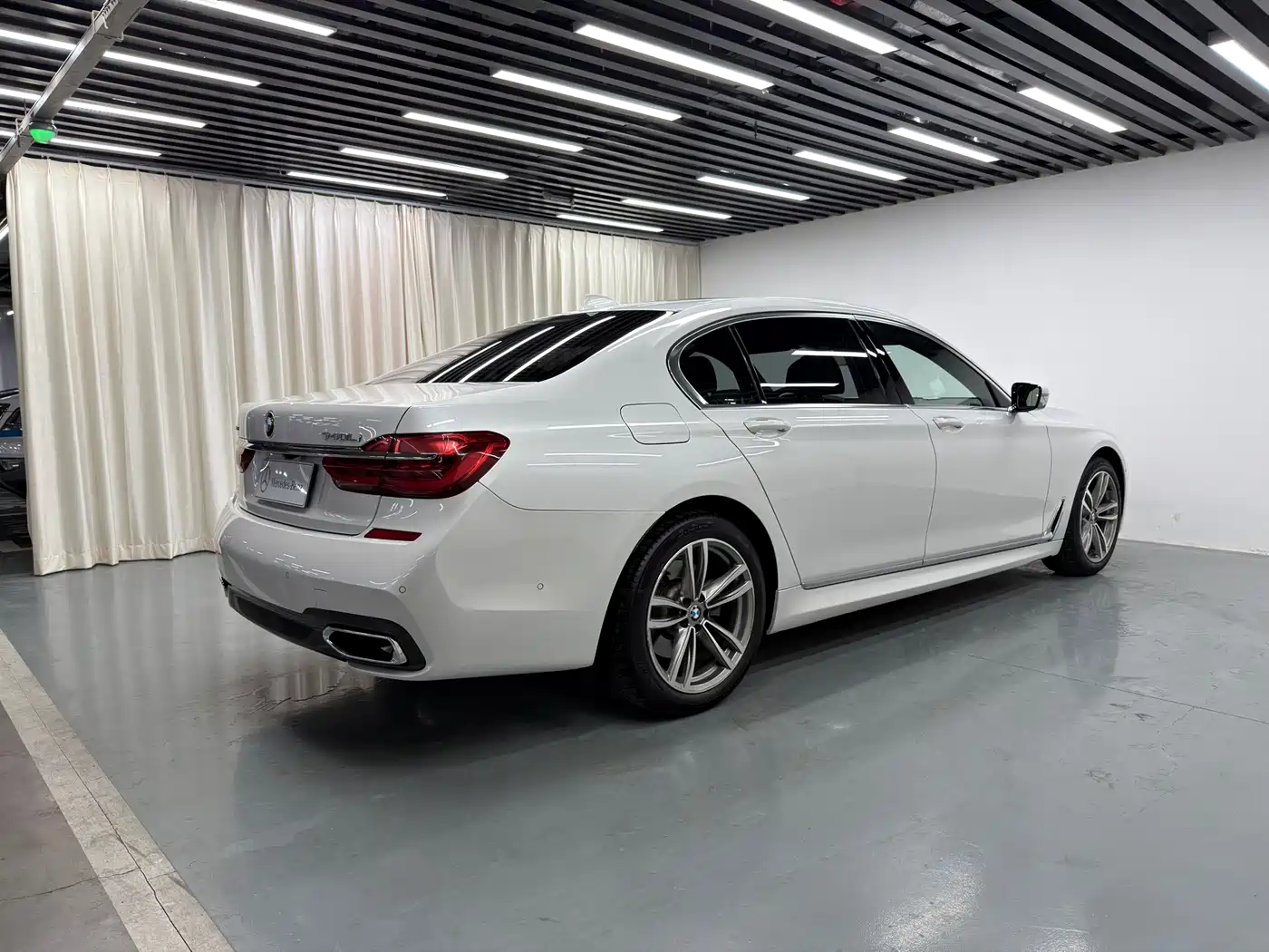 BMW 7 Series 2018 730Li Premium Type M Sport Package фото 26