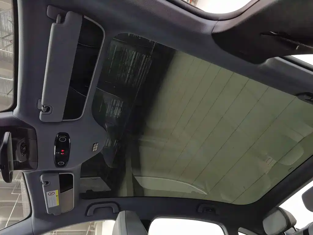 Geely Galaxy Galaxy E8 2025 2025 575km Voyage Smart Drive Edition