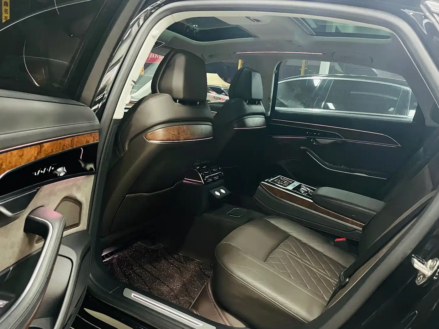 Audi A8 2021 A8L 55 TFSI quattro Luxury фото 12