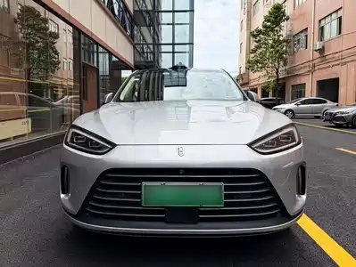 AITO M5