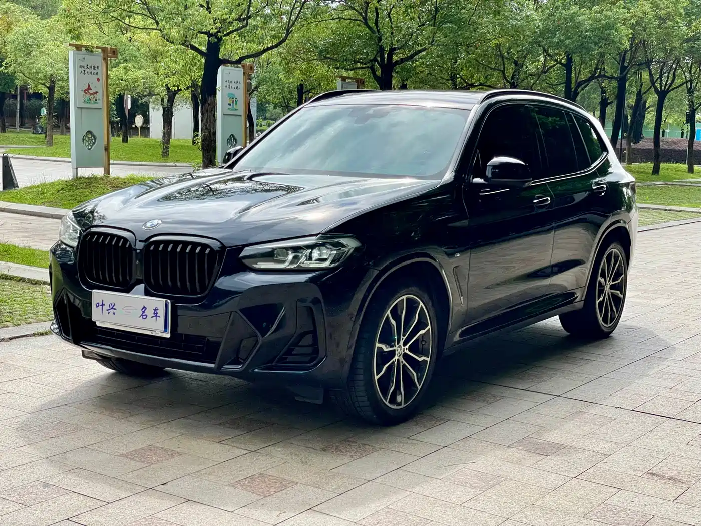 BMW X3 2022 xDrive30i Leading M Night Package