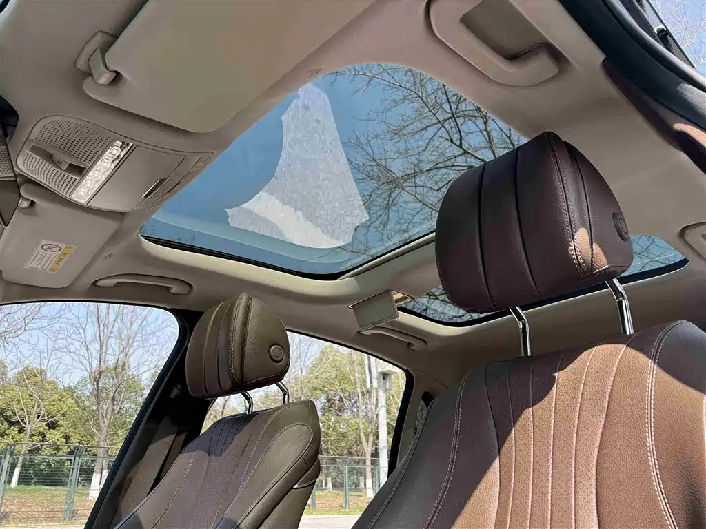 Mercedes-Benz E-Class 2021 E 300 L Fashion фото 26