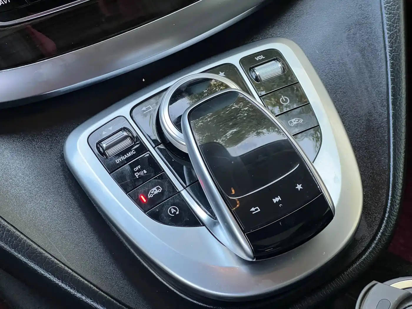 Mercedes-Benz V-Class 2018 V 260 Navigator Edition China VI фото 13