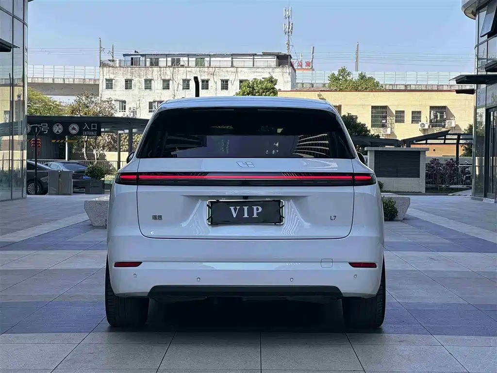 Li Auto IDEAL L7