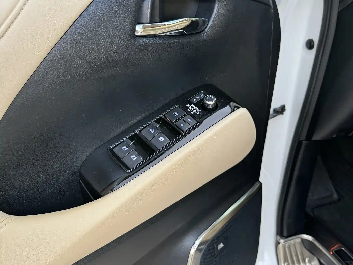 Toyota Alphard 2015 3.5L Luxury Edition фото 6