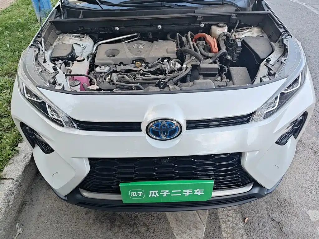 Фото 16 - Toyota Wildlander