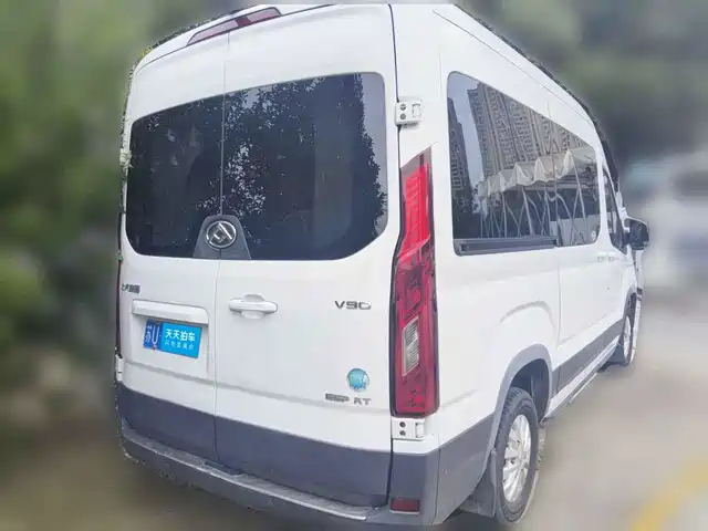 SAIC Maxus Xintu V90 2022 2.0T Auto Zhida Operation RWD Long Wheelbase High Roof Single Rear Tire 9-Seater — фото 2