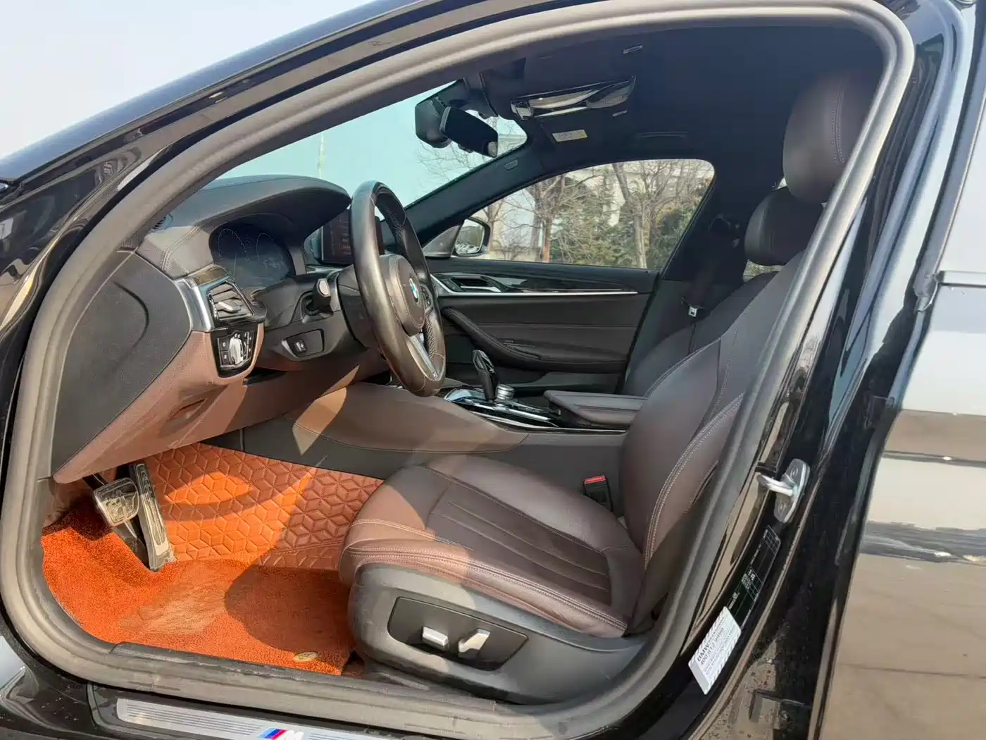 BMW 5 Series 2019 525Li M Sport Package фото 4