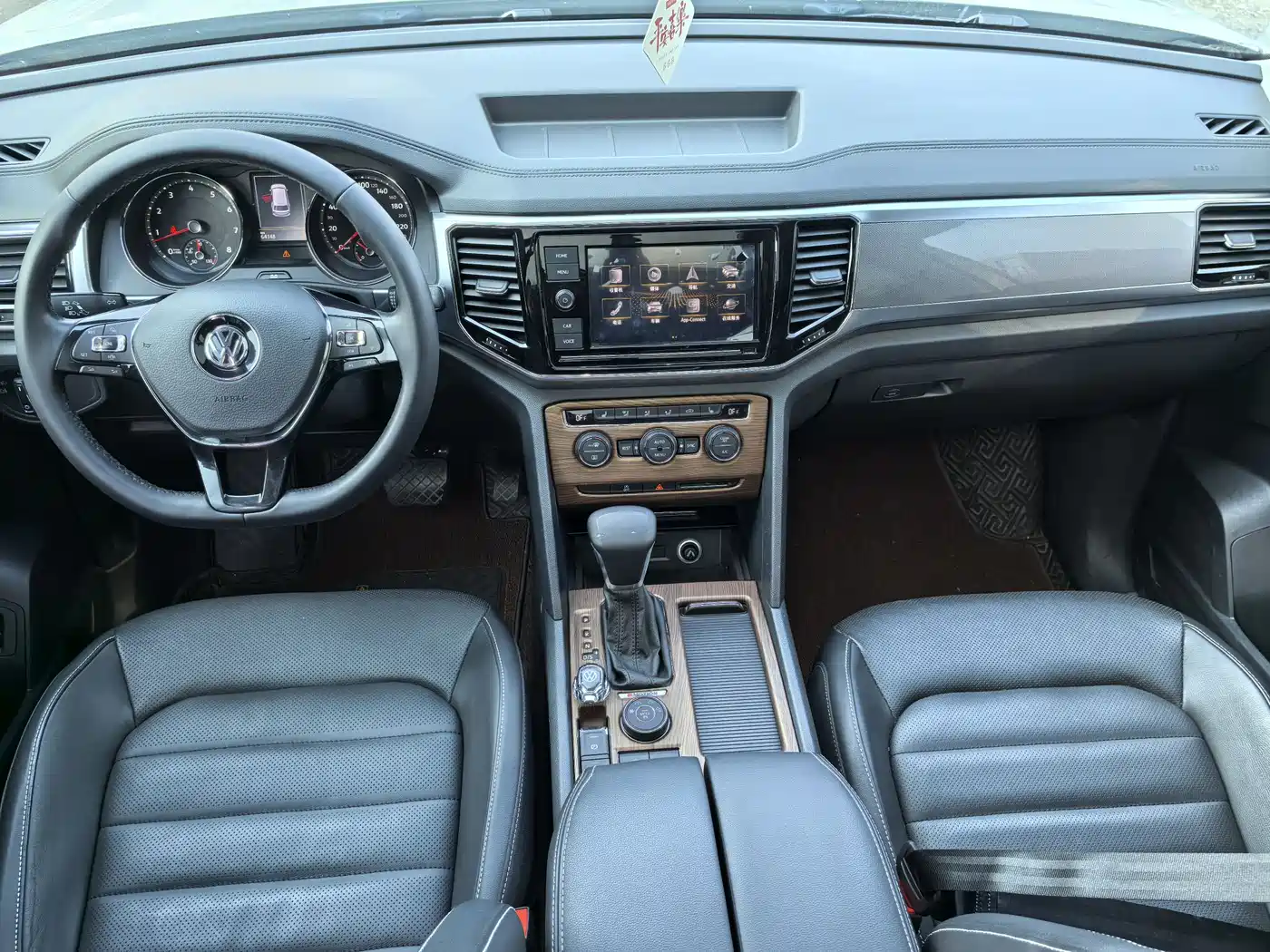 Volkswagen Teramont 2019 380TSI 4WD Luxury Edition China VI фото 12