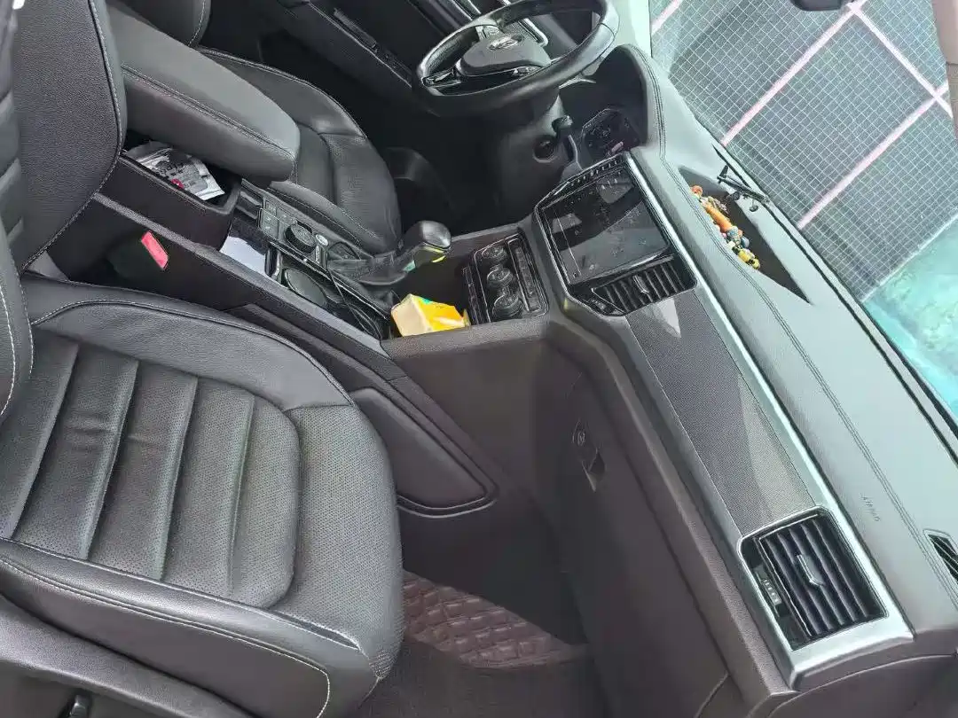 Volkswagen Teramont 2019 530 V6 4WD Luxury Edition China VI фото 8