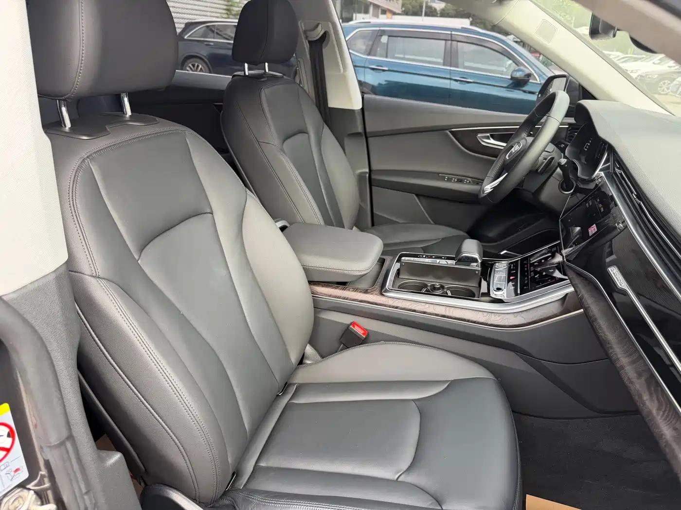 Audi Q8 2020 2019 55 TFSI Luxury Dynamic