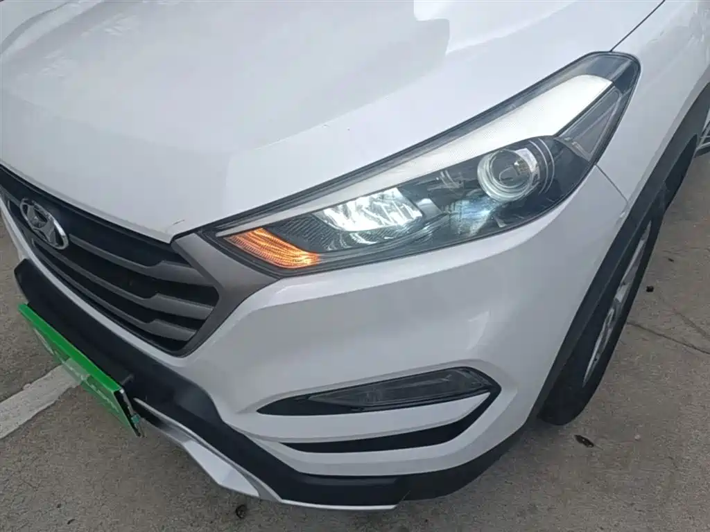 Hyundai Tucson 2015 1.6T Dual Clutch 2WD Smart фото 24