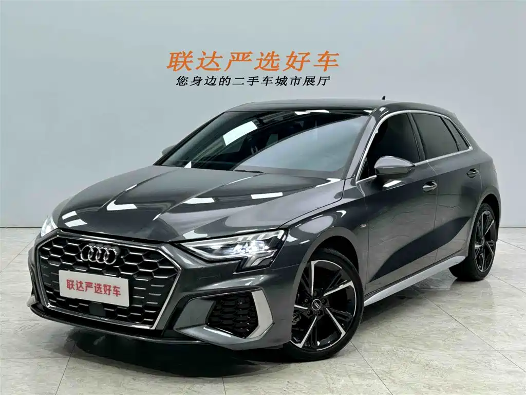 Audi A3 2023 Facelift Sportback 35 TFSI Fashion Sport