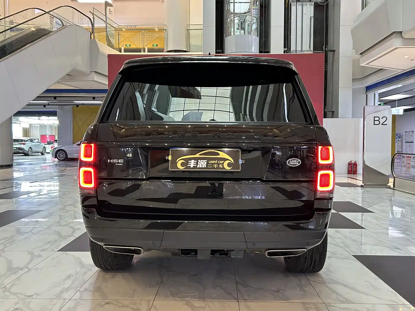 Land Rover Range Rover 2022 3.0 L6 360PS Heritage Edition фото 25
