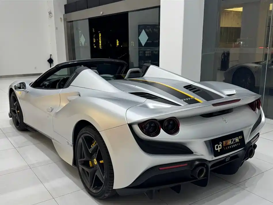 Ferrari F8 2020 Spider 3.9T V8 фото 7